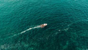 Des panneaux solaire pour votre bateau; être autonome au large, quelle liberté!